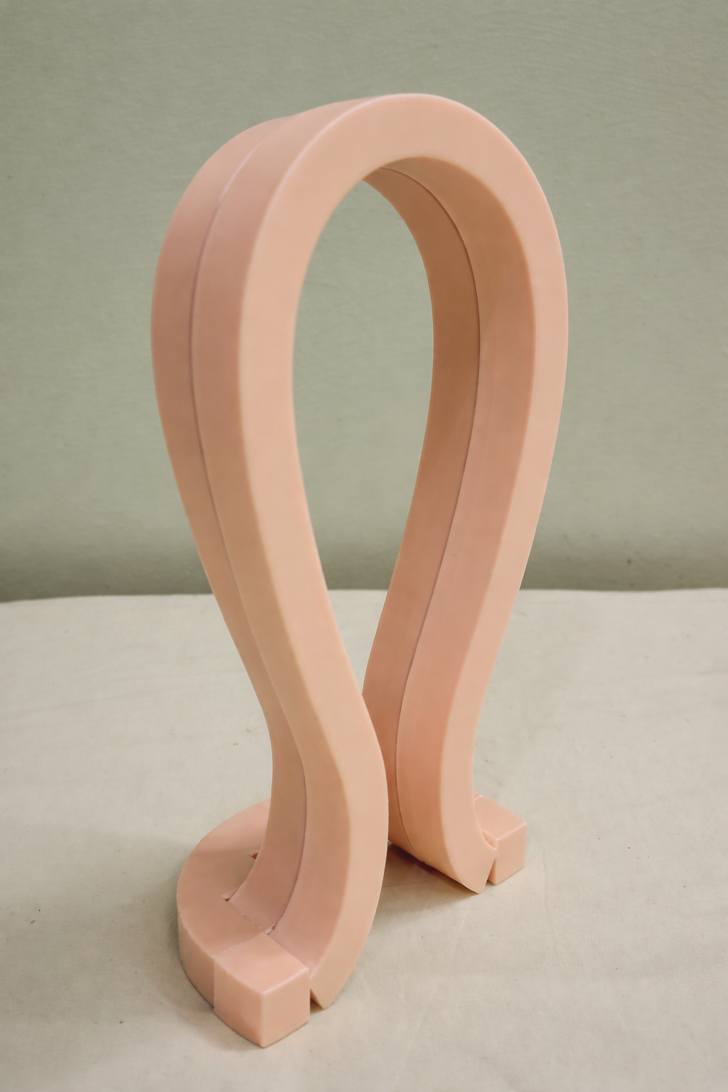 Personalized 3D Printed Headphone Stand – Custom Name Headset Holder - Phoenix Homecare 3D